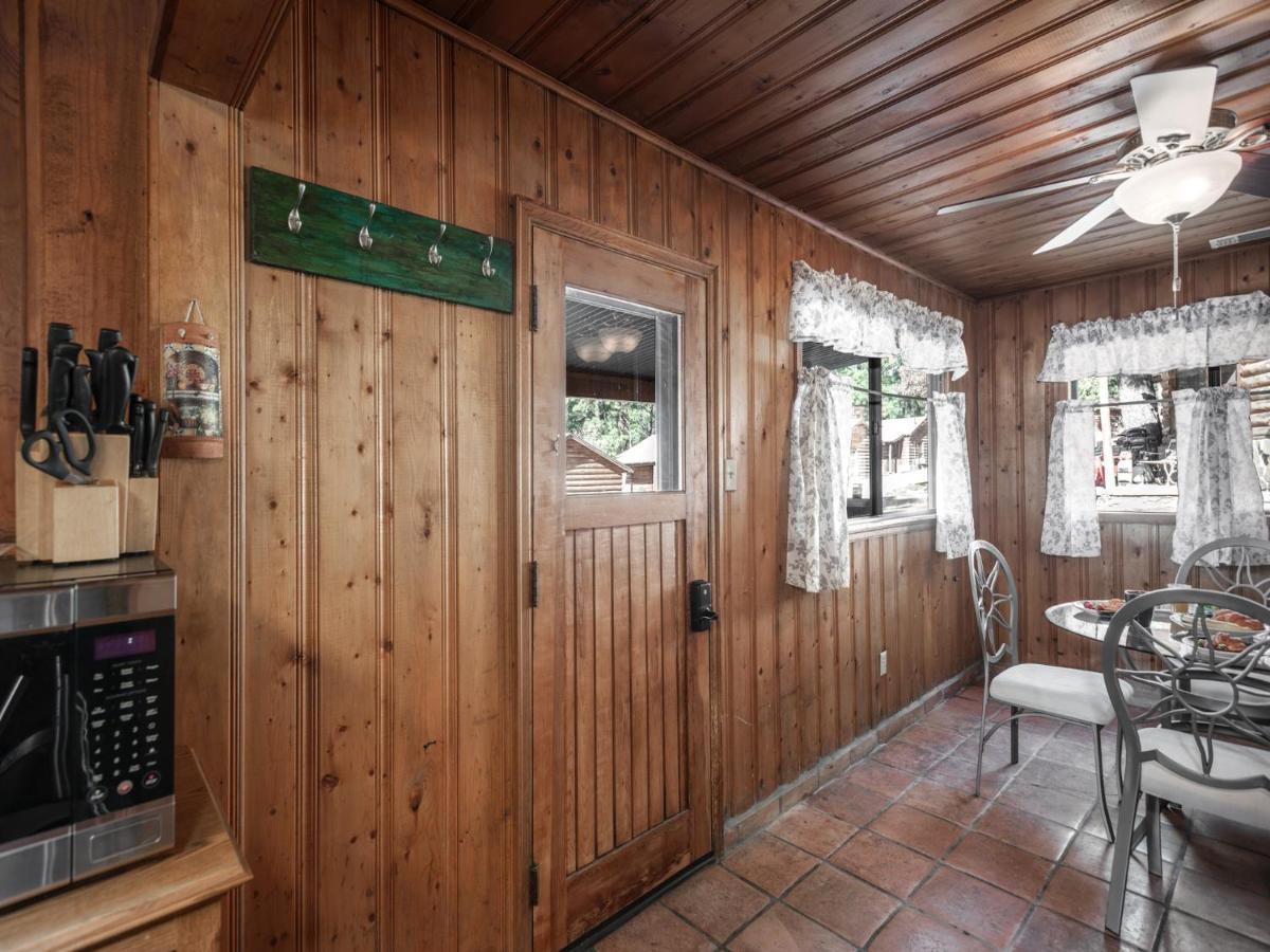 Alpine Cabin, 3 Bedrooms, Deck, Sleeps 8 ルイドソ エクステリア 写真