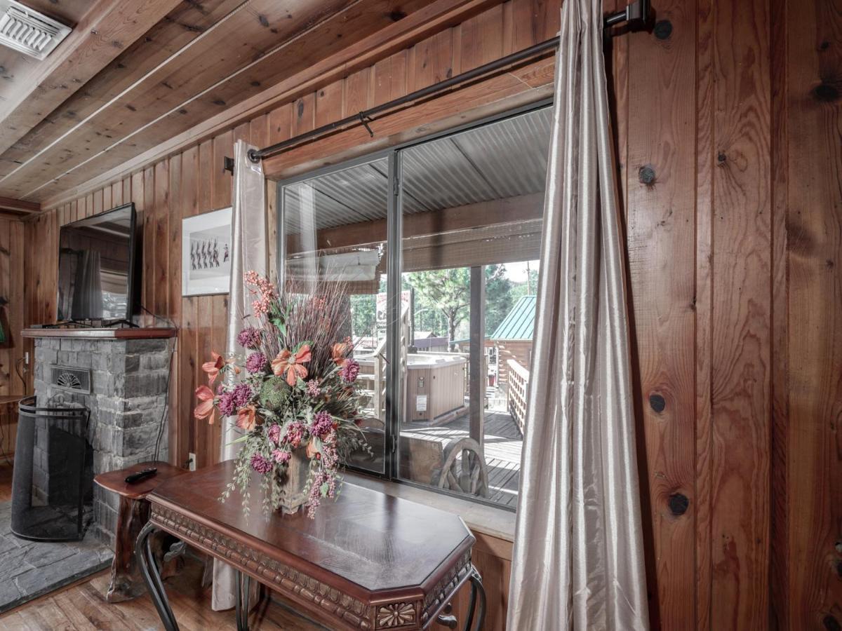 Alpine Cabin, 3 Bedrooms, Deck, Sleeps 8 ルイドソ エクステリア 写真