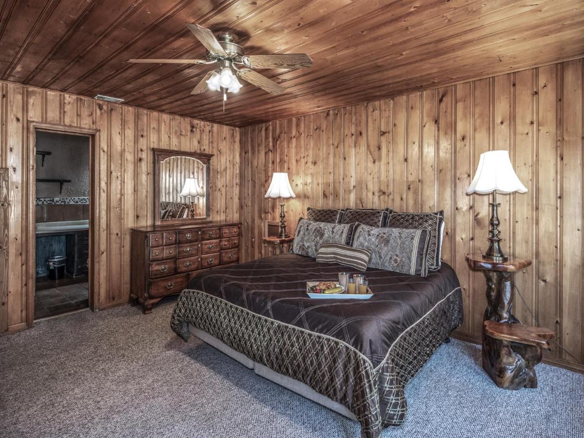 Alpine Cabin, 3 Bedrooms, Deck, Sleeps 8 ルイドソ エクステリア 写真